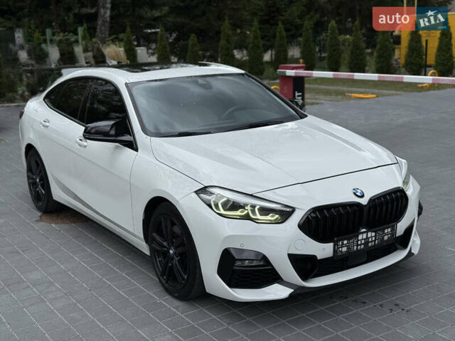 Белый БМВ 2 Серия, объемом двигателя 2 л и пробегом 96 тыс. км за 23900 $, фото 6 на Automoto.ua