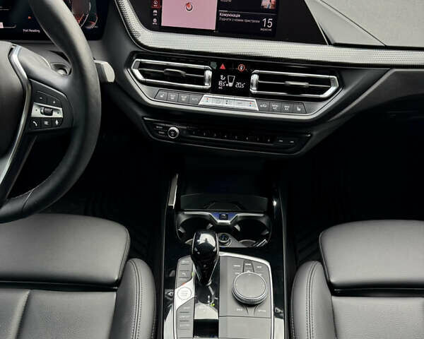 БМВ 2 Серия 2023 в Киеве на Automoto.ua Белый БМВ 2 Серия, объемом двигателя 2 л и пробегом 9 тыс. км за 36800 $, фото 65 на Automoto.ua