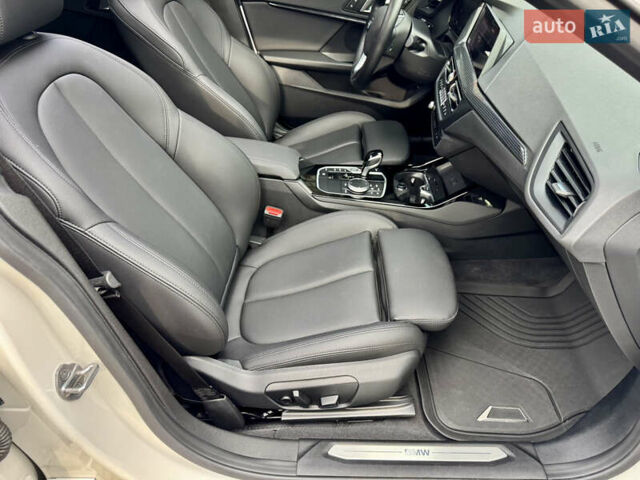 БМВ 2 Серия 2023 в Киеве на Automoto.ua Белый БМВ 2 Серия, объемом двигателя 2 л и пробегом 9 тыс. км за 36800 $, фото 60 на Automoto.ua