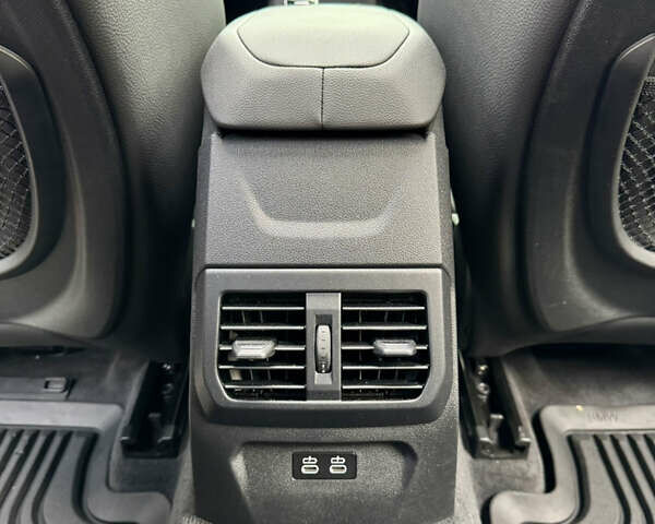 БМВ 2 Серия 2023 в Киеве на Automoto.ua Белый БМВ 2 Серия, объемом двигателя 2 л и пробегом 9 тыс. км за 36800 $, фото 40 на Automoto.ua