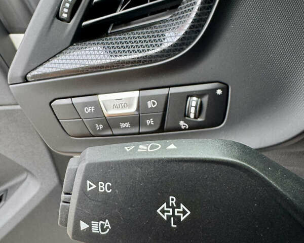 БМВ 2 Серия 2023 в Киеве на Automoto.ua Белый БМВ 2 Серия, объемом двигателя 2 л и пробегом 9 тыс. км за 36800 $, фото 74 на Automoto.ua