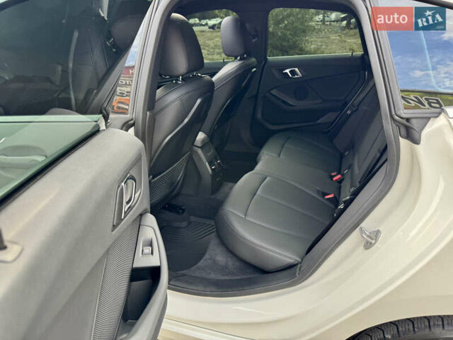 БМВ 2 Серия 2023 в Киеве на Automoto.ua Белый БМВ 2 Серия, объемом двигателя 2 л и пробегом 9 тыс. км за 36800 $, фото 34 на Automoto.ua