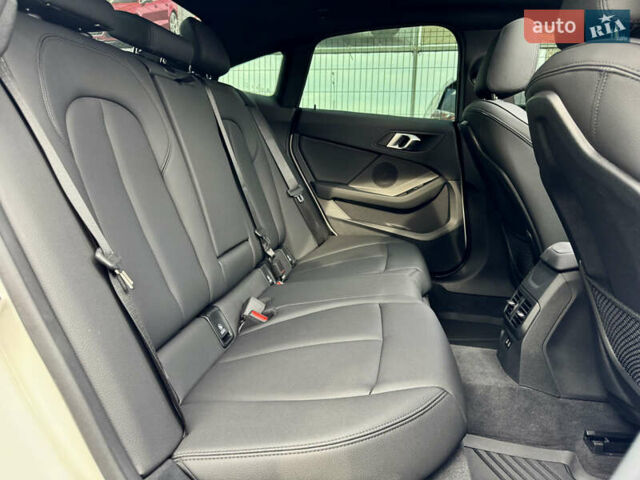 БМВ 2 Серия 2023 в Киеве на Automoto.ua Белый БМВ 2 Серия, объемом двигателя 2 л и пробегом 9 тыс. км за 36800 $, фото 47 на Automoto.ua