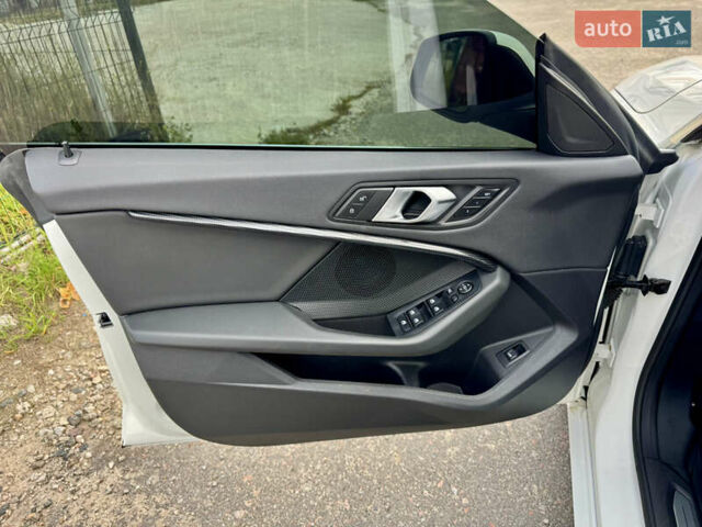 БМВ 2 Серия 2023 в Киеве на Automoto.ua Белый БМВ 2 Серия, объемом двигателя 2 л и пробегом 9 тыс. км за 36800 $, фото 25 на Automoto.ua