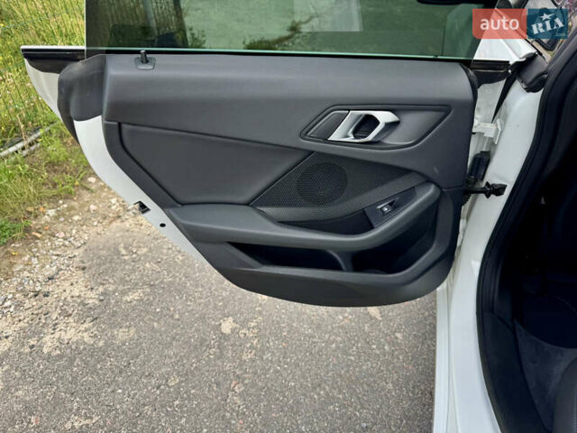 БМВ 2 Серия 2023 в Киеве на Automoto.ua Белый БМВ 2 Серия, объемом двигателя 2 л и пробегом 9 тыс. км за 36800 $, фото 32 на Automoto.ua