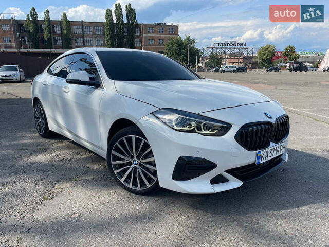 Белый БМВ 2 Серия, объемом двигателя 2 л и пробегом 9 тыс. км за 36999 $, фото 2 на Automoto.ua