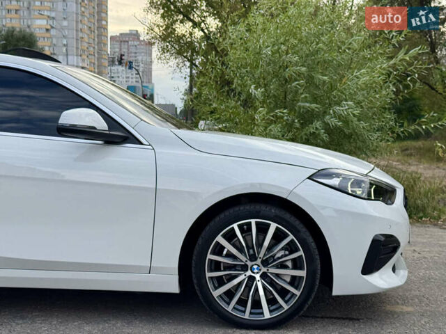 БМВ 2 Серия 2023 в Киеве на Automoto.ua Белый БМВ 2 Серия, объемом двигателя 2 л и пробегом 9 тыс. км за 36800 $, фото 116 на Automoto.ua