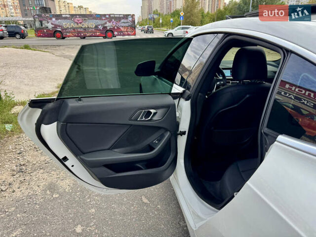 БМВ 2 Серия 2023 в Киеве на Automoto.ua Белый БМВ 2 Серия, объемом двигателя 2 л и пробегом 9 тыс. км за 36800 $, фото 31 на Automoto.ua