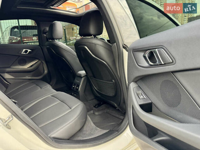 БМВ 2 Серия 2023 в Киеве на Automoto.ua Белый БМВ 2 Серия, объемом двигателя 2 л и пробегом 9 тыс. км за 36800 $, фото 45 на Automoto.ua