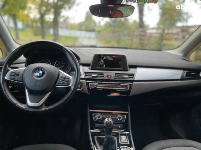 Черный БМВ 2 Серия, объемом двигателя 1.5 л и пробегом 146 тыс. км за 13440 $, фото 23 на Automoto.ua