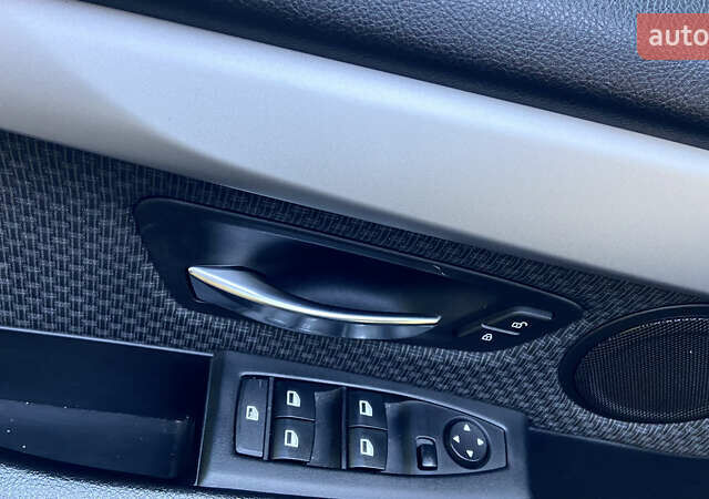 Черный БМВ 2 Серия, объемом двигателя 1.5 л и пробегом 179 тыс. км за 13000 $, фото 6 на Automoto.ua