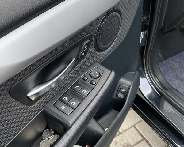 Черный БМВ 2 Серия, объемом двигателя 1.5 л и пробегом 149 тыс. км за 12600 $, фото 13 на Automoto.ua