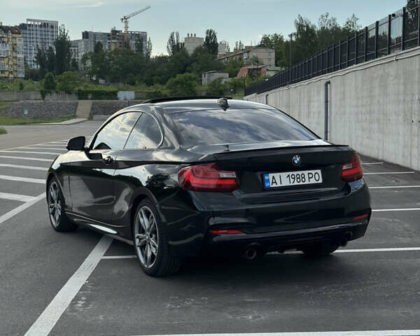 Черный БМВ 2 Серия, объемом двигателя 2.98 л и пробегом 130 тыс. км за 20000 $, фото 4 на Automoto.ua