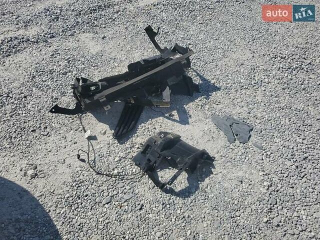 Черный БМВ 2 Серия, объемом двигателя 3 л и пробегом 78 тыс. км за 1800 $, фото 11 на Automoto.ua