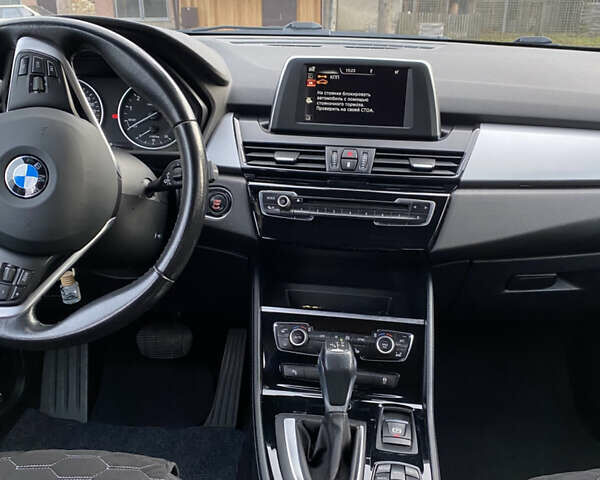 Черный БМВ 2 Серия, объемом двигателя 1.5 л и пробегом 149 тыс. км за 12600 $, фото 10 на Automoto.ua