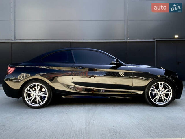 Чорний БМВ 2 Серія, об'ємом двигуна 2.98 л та пробігом 138 тис. км за 19000 $, фото 9 на Automoto.ua