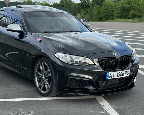 Черный БМВ 2 Серия, объемом двигателя 2.98 л и пробегом 130 тыс. км за 20000 $, фото 2 на Automoto.ua