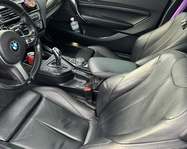 Черный БМВ 2 Серия, объемом двигателя 2.98 л и пробегом 130 тыс. км за 20000 $, фото 12 на Automoto.ua