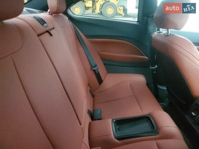 Черный БМВ 2 Серия, объемом двигателя 2 л и пробегом 83 тыс. км за 2900 $, фото 9 на Automoto.ua