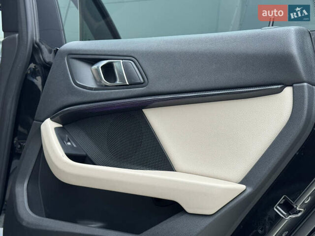 Чорний БМВ 2 Серія, об'ємом двигуна 2 л та пробігом 112 тис. км за 23900 $, фото 36 на Automoto.ua