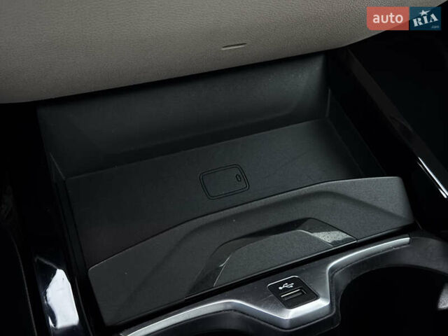 Чорний БМВ 2 Серія, об'ємом двигуна 2 л та пробігом 112 тис. км за 23900 $, фото 94 на Automoto.ua