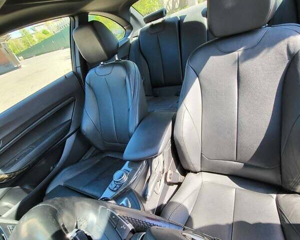 Красный БМВ 2 Серия, объемом двигателя 2.98 л и пробегом 172 тыс. км за 19100 $, фото 4 на Automoto.ua