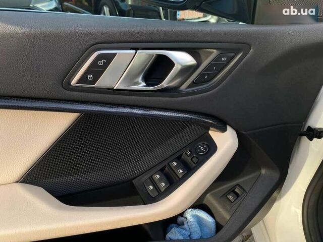 БМВ 2 Серия, объемом двигателя 2 л и пробегом 102 тыс. км за 22900 $, фото 12 на Automoto.ua