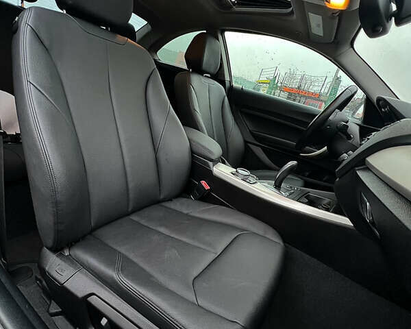 Серый БМВ 2 Серия, объемом двигателя 3 л и пробегом 93 тыс. км за 13800 $, фото 28 на Automoto.ua