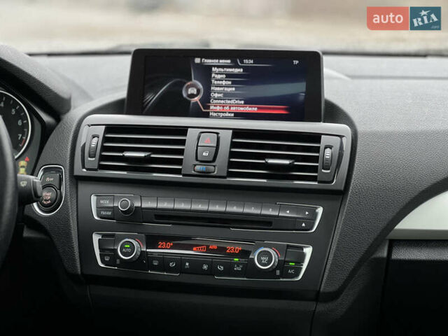 Серый БМВ 2 Серия, объемом двигателя 3 л и пробегом 93 тыс. км за 13800 $, фото 34 на Automoto.ua