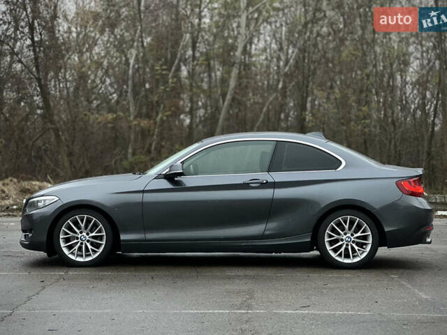 Серый БМВ 2 Серия, объемом двигателя 3 л и пробегом 93 тыс. км за 13800 $, фото 3 на Automoto.ua