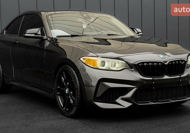Серый БМВ 2 Серия, объемом двигателя 2 л и пробегом 150 тыс. км за 17900 $, фото 1 на Automoto.ua
