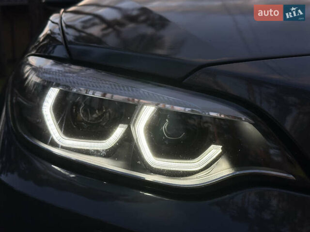 Серый БМВ 2 Серия, объемом двигателя 3 л и пробегом 122 тыс. км за 28000 $, фото 8 на Automoto.ua