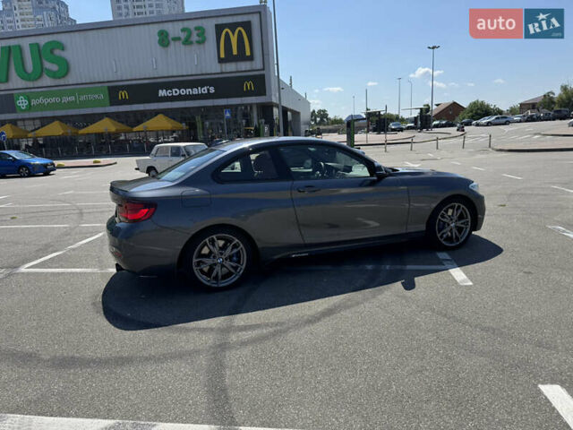 Серый БМВ 2 Серия, объемом двигателя 3 л и пробегом 199 тыс. км за 28000 $, фото 12 на Automoto.ua