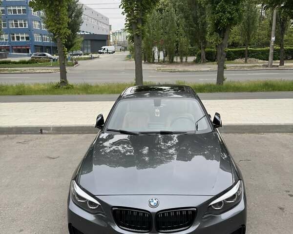 Серый БМВ 2 Серия, объемом двигателя 2 л и пробегом 46 тыс. км за 25000 $, фото 5 на Automoto.ua