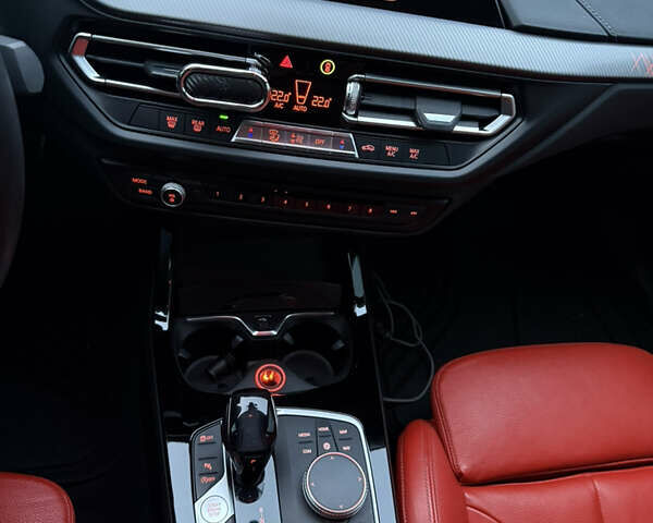 Серый БМВ 2 Серия, объемом двигателя 2 л и пробегом 32 тыс. км за 26000 $, фото 17 на Automoto.ua