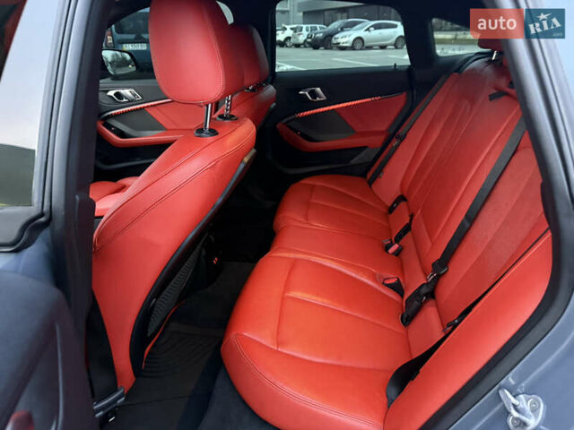 Серый БМВ 2 Серия, объемом двигателя 2 л и пробегом 32 тыс. км за 26000 $, фото 8 на Automoto.ua