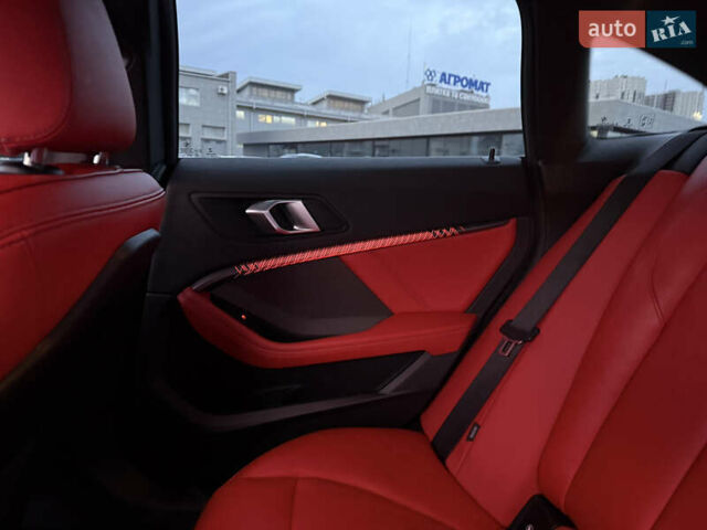 Серый БМВ 2 Серия, объемом двигателя 2 л и пробегом 32 тыс. км за 26000 $, фото 6 на Automoto.ua