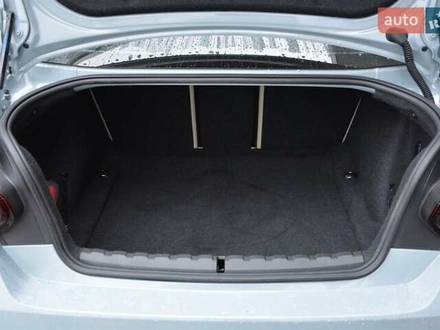 Сірий БМВ 2 Серія, об'ємом двигуна 2 л та пробігом 9 тис. км за 46000 $, фото 8 на Automoto.ua