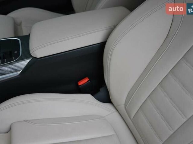 Сірий БМВ 2 Серія, об'ємом двигуна 2 л та пробігом 9 тис. км за 46000 $, фото 7 на Automoto.ua