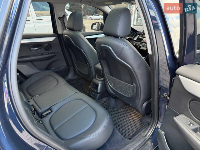 БМВ 2 Серия 2016 в Житомире на Automoto.ua Синий БМВ 2 Серия, объемом двигателя 2 л и пробегом 43 тыс. км за 16999 $, фото 11 на Automoto.ua