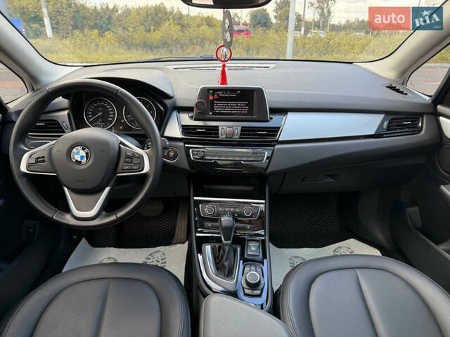 БМВ 2 Серия 2016 в Житомире на Automoto.ua Синий БМВ 2 Серия, объемом двигателя 2 л и пробегом 43 тыс. км за 16999 $, фото 12 на Automoto.ua