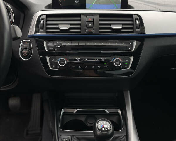 Синій БМВ 2 Серія, об'ємом двигуна 2 л та пробігом 36 тис. км за 23900 $, фото 14 на Automoto.ua