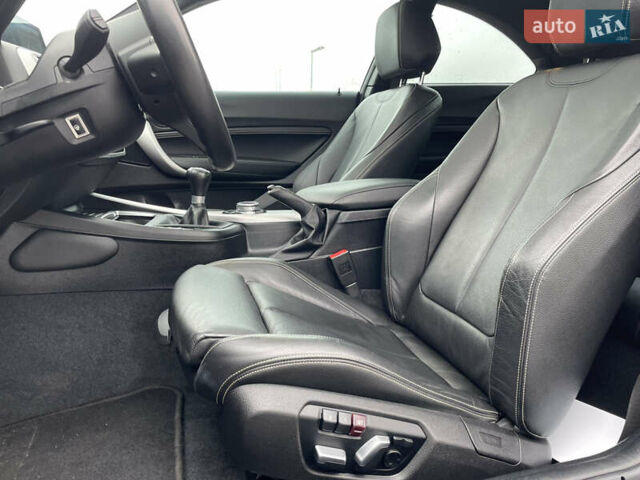 Синій БМВ 2 Серія, об'ємом двигуна 2 л та пробігом 36 тис. км за 23900 $, фото 9 на Automoto.ua