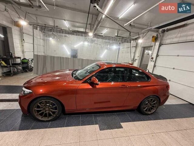 Оранжевый БМВ 2 Серия, объемом двигателя 3 л и пробегом 93 тыс. км за 33000 $, фото 4 на Automoto.ua