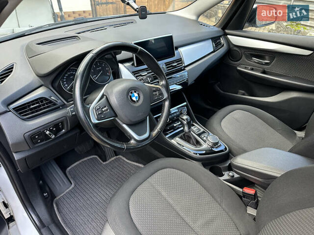Белый БМВ 2 Series Active Tourer, объемом двигателя 2 л и пробегом 259 тыс. км за 12999 $, фото 16 на Automoto.ua