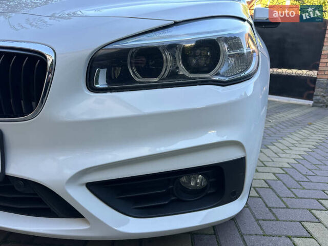 Белый БМВ 2 Series Active Tourer, объемом двигателя 2 л и пробегом 259 тыс. км за 12999 $, фото 22 на Automoto.ua