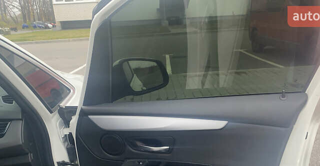 Белый БМВ 2 Series Active Tourer, объемом двигателя 2 л и пробегом 176 тыс. км за 16300 $, фото 8 на Automoto.ua