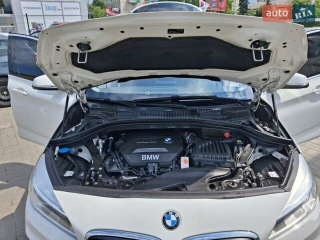 Белый БМВ 2 Series Active Tourer, объемом двигателя 1.6 л и пробегом 285 тыс. км за 6000 $, фото 13 на Automoto.ua