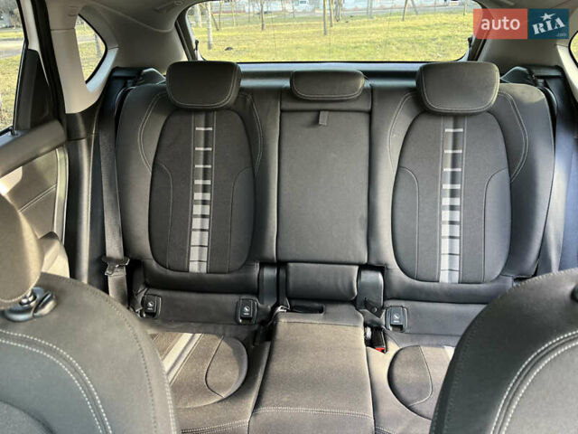 Белый БМВ 2 Series Active Tourer, объемом двигателя 1.6 л и пробегом 175 тыс. км за 18400 $, фото 30 на Automoto.ua