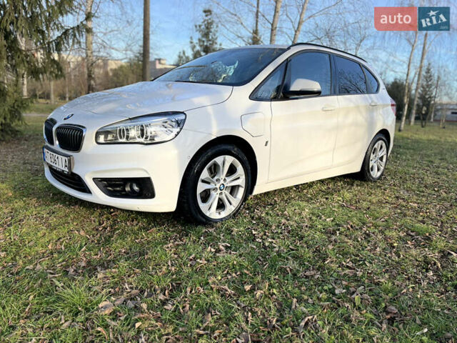 Белый БМВ 2 Series Active Tourer, объемом двигателя 1.6 л и пробегом 175 тыс. км за 18400 $, фото 2 на Automoto.ua